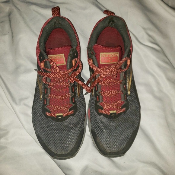 Brooks Cascadia 14 Women's‎ Trail Running Shoes Sneakers Red Size 9 B (Medium) - Picture 2 of 11